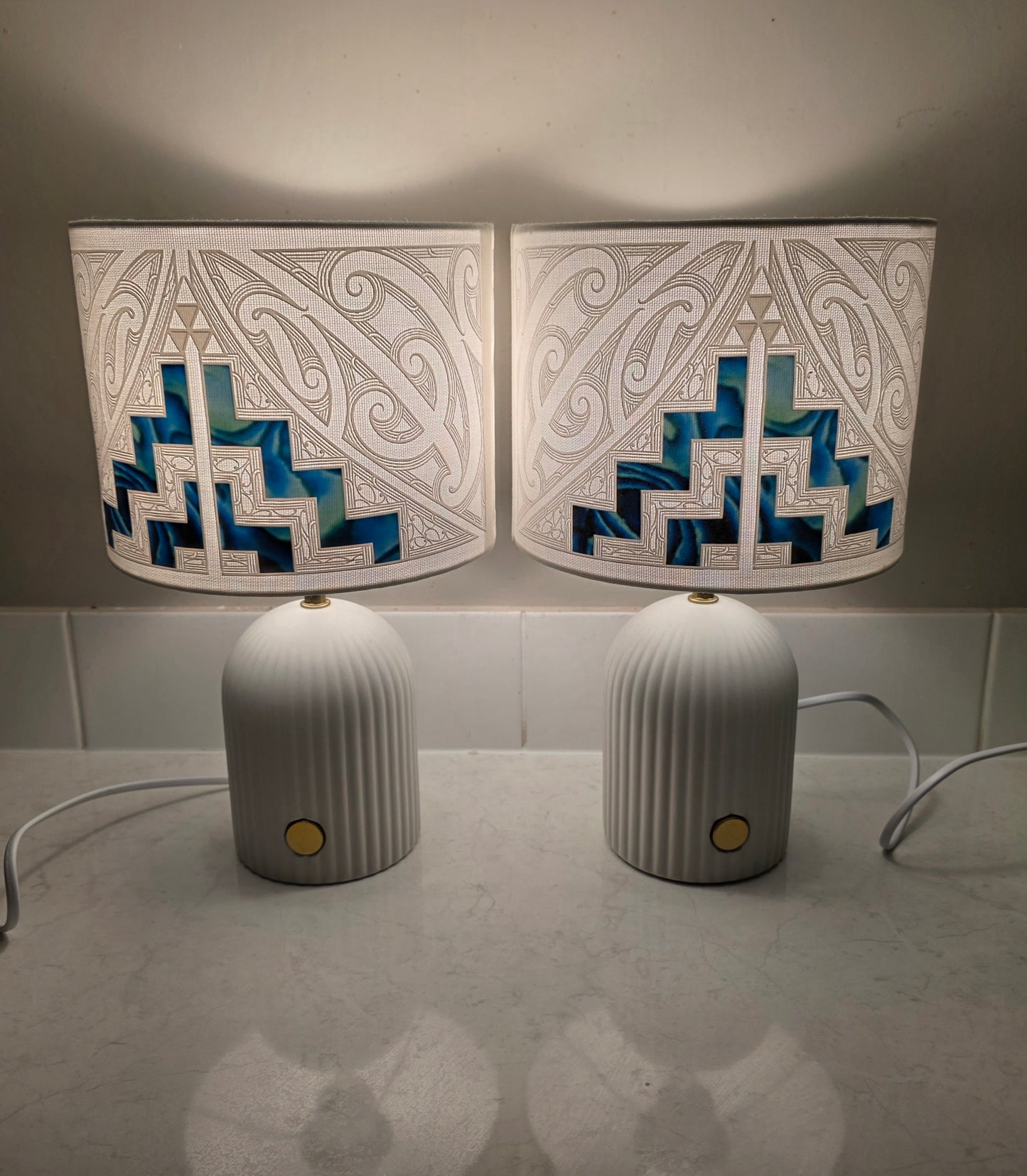 Maori design touch lamp - set 2 lamps - White