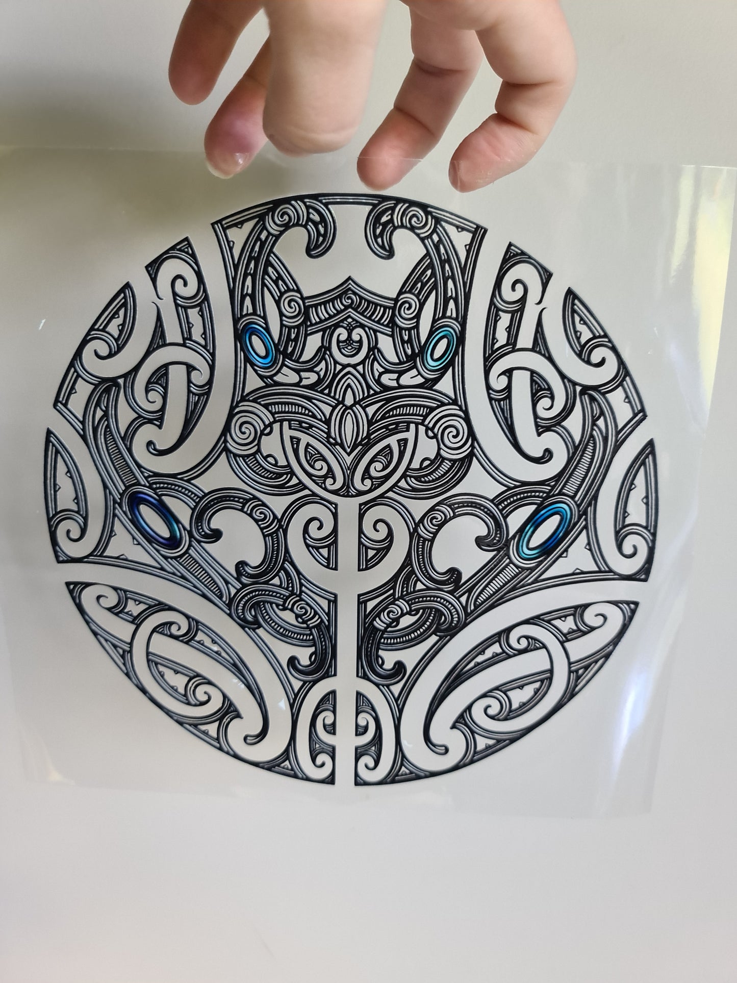 XL UV DTF DECAL MAORI DESIGN 20cm Window decal