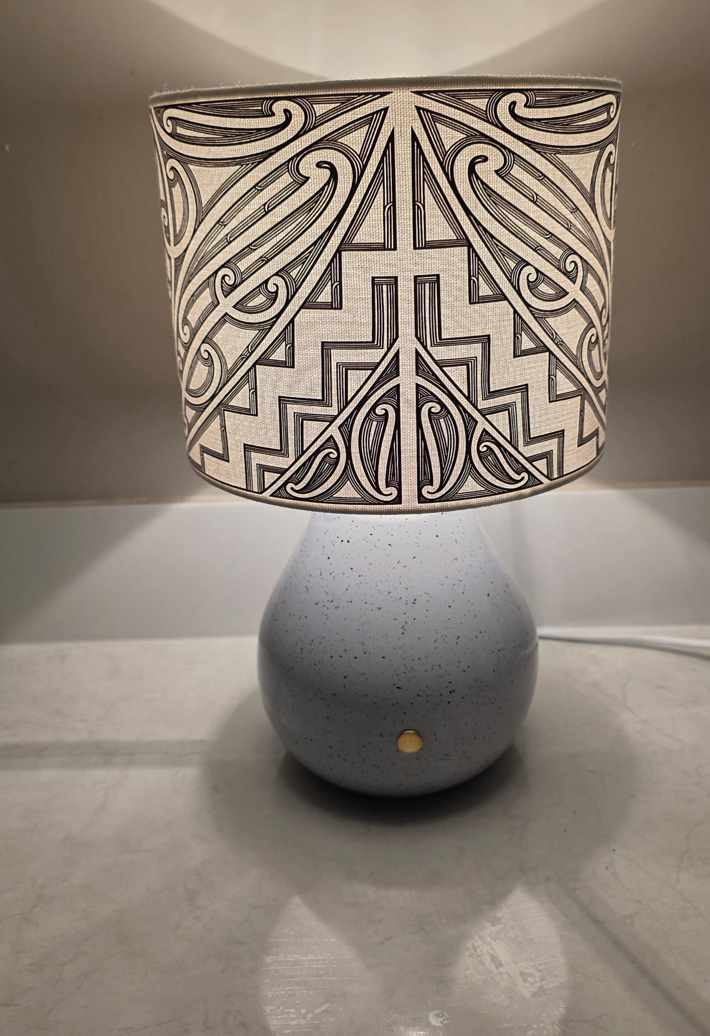Maori design touch lamp - Single (1 Lamp)