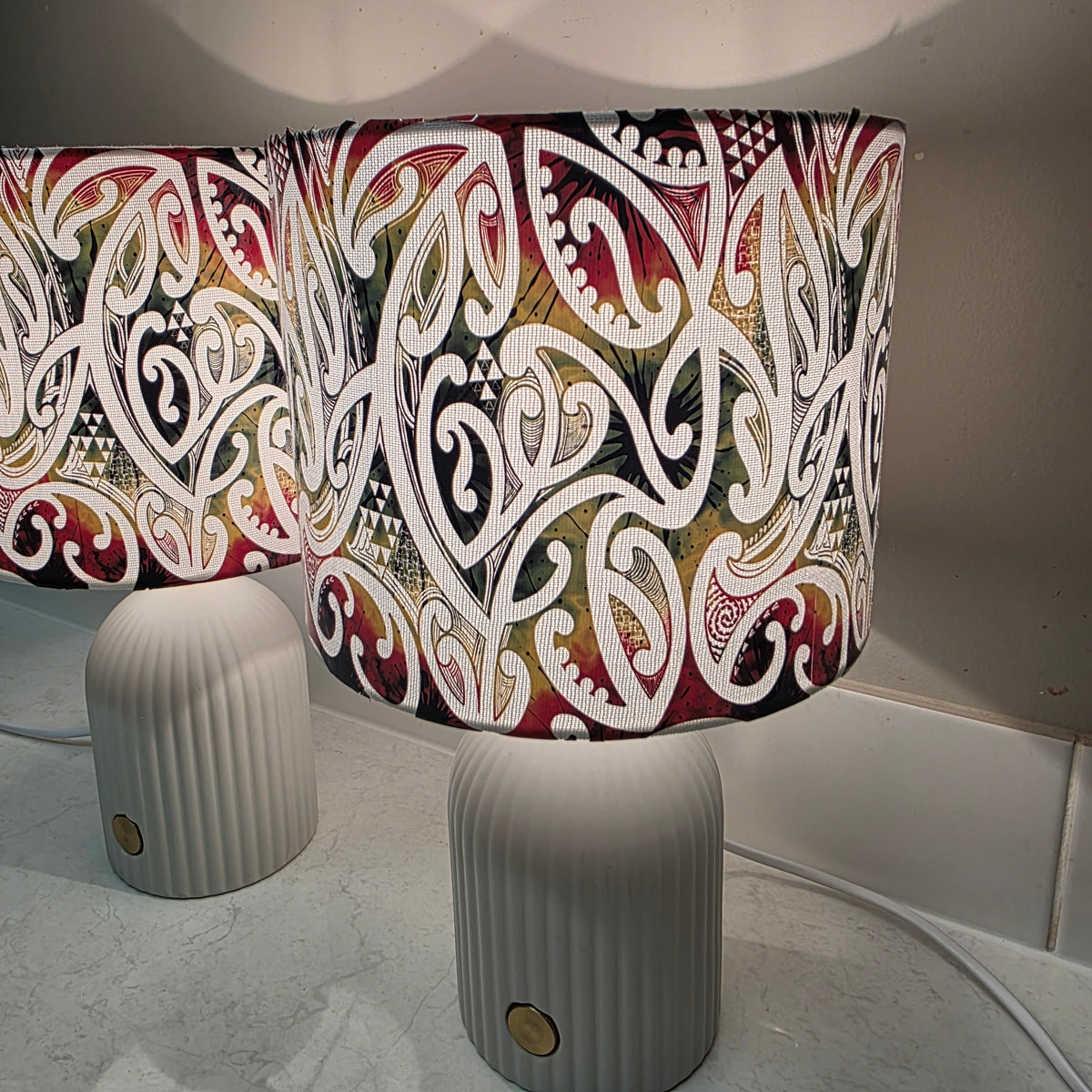 Maori design touch lamp - set 2 lamps rasta colour's