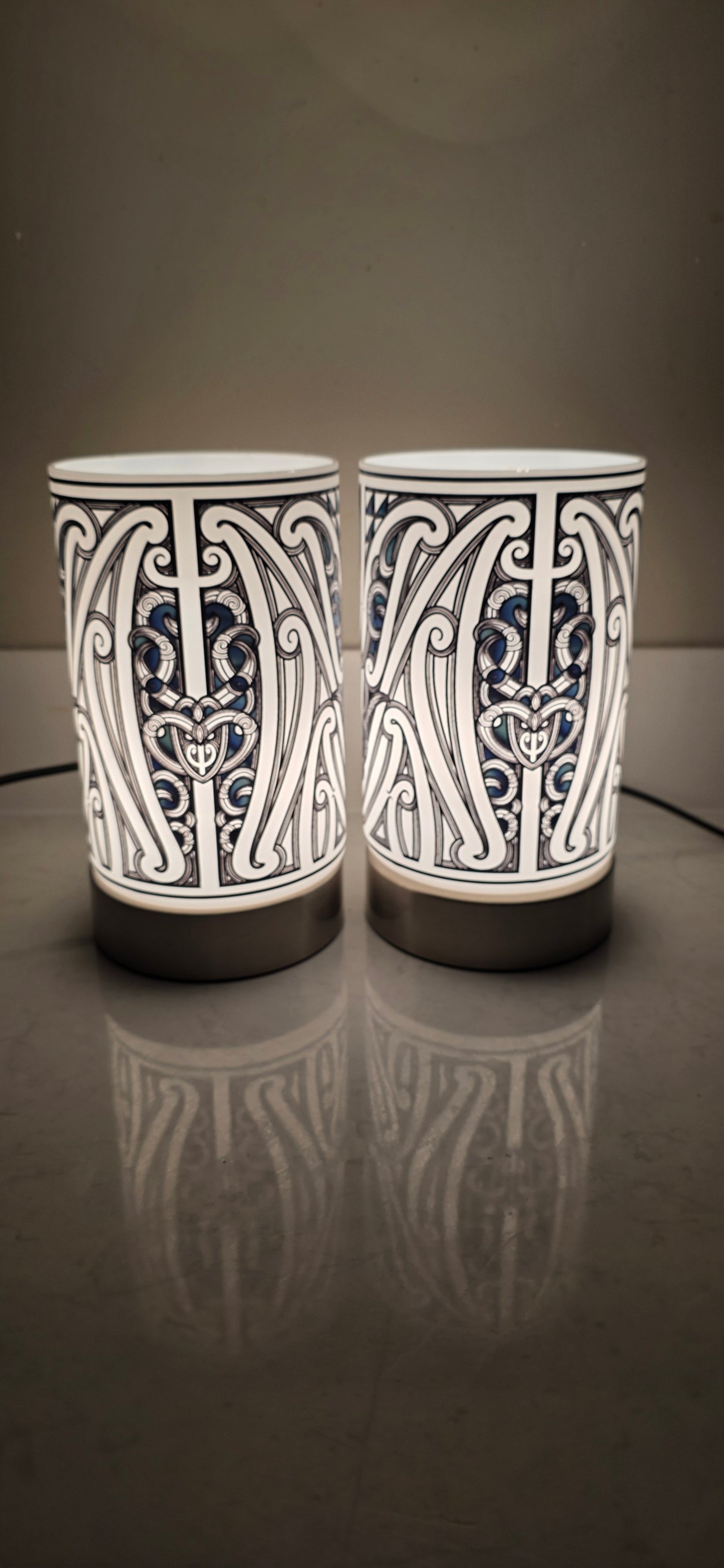 Maori design touch lamp - set 2 lamps (pre-order)