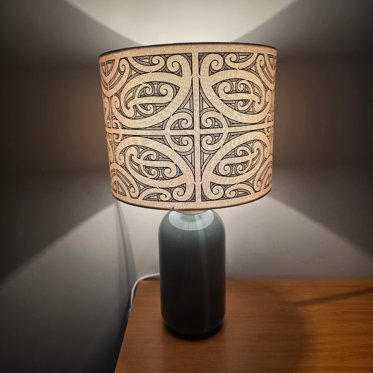 Maori Design table lamp - Black with green base   (single