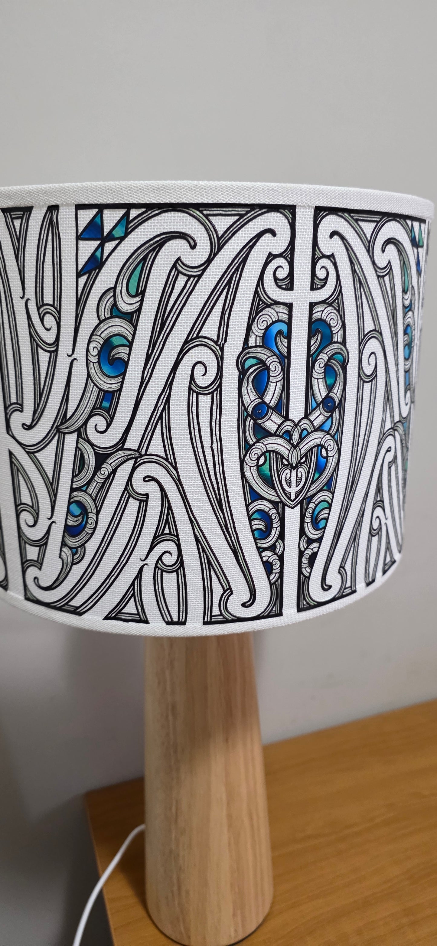 Maori Design table lamp - Black/Paua wooden base  (single)