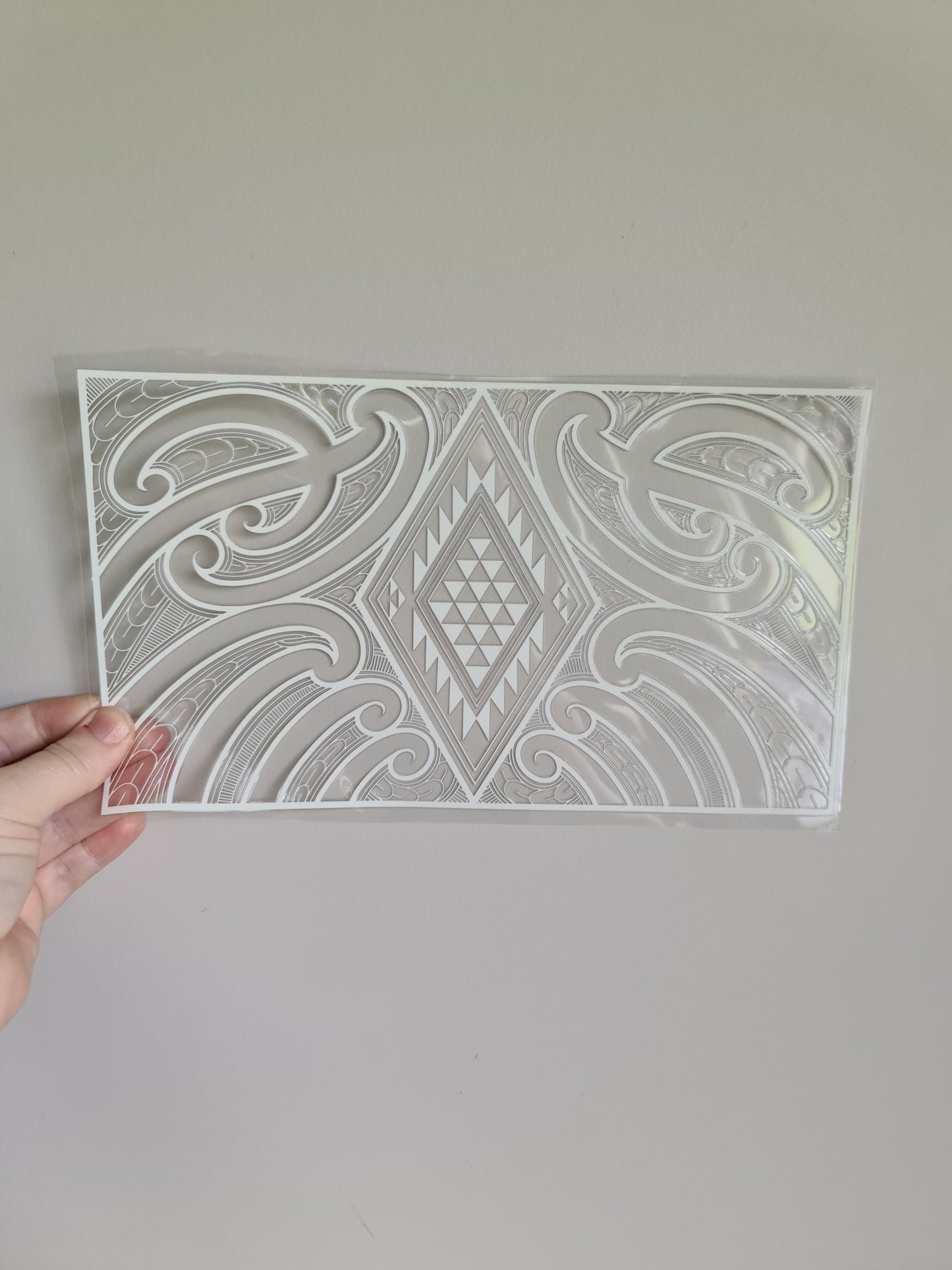 XL UV DTF DECAL MAORI DESIGN 28CMX17CM White #14 for touch lamp