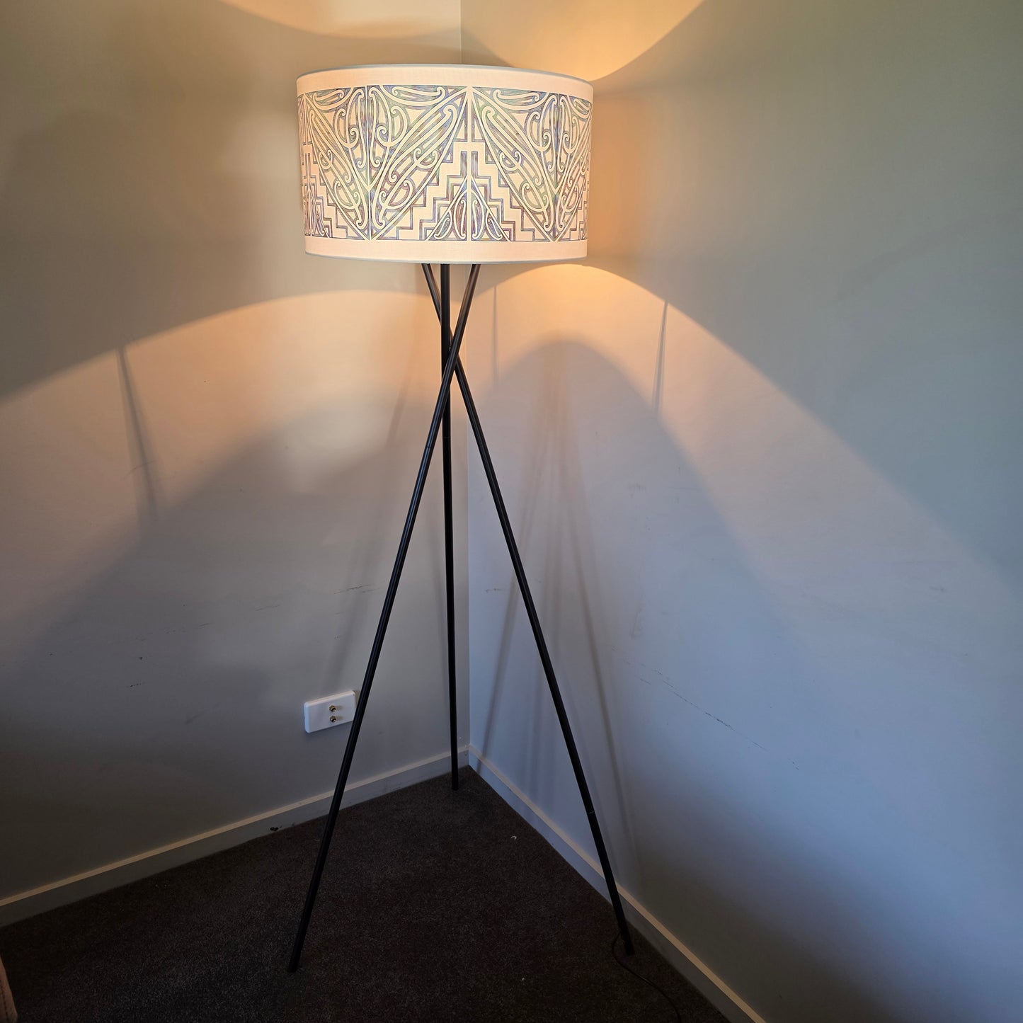 Maori Design phoenix Floor Lamp - paua design ♥️ - pre-order