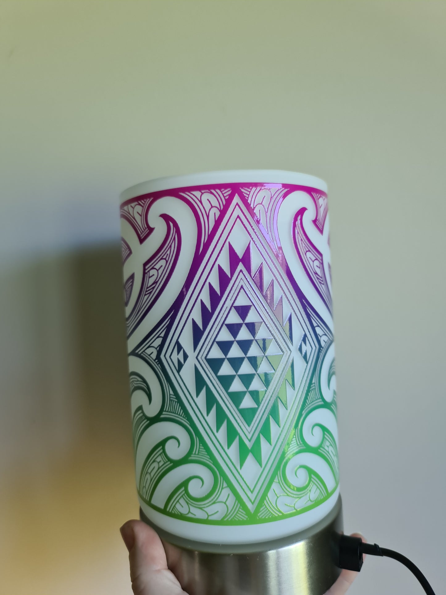 Maori design touch lamp - Multicolored