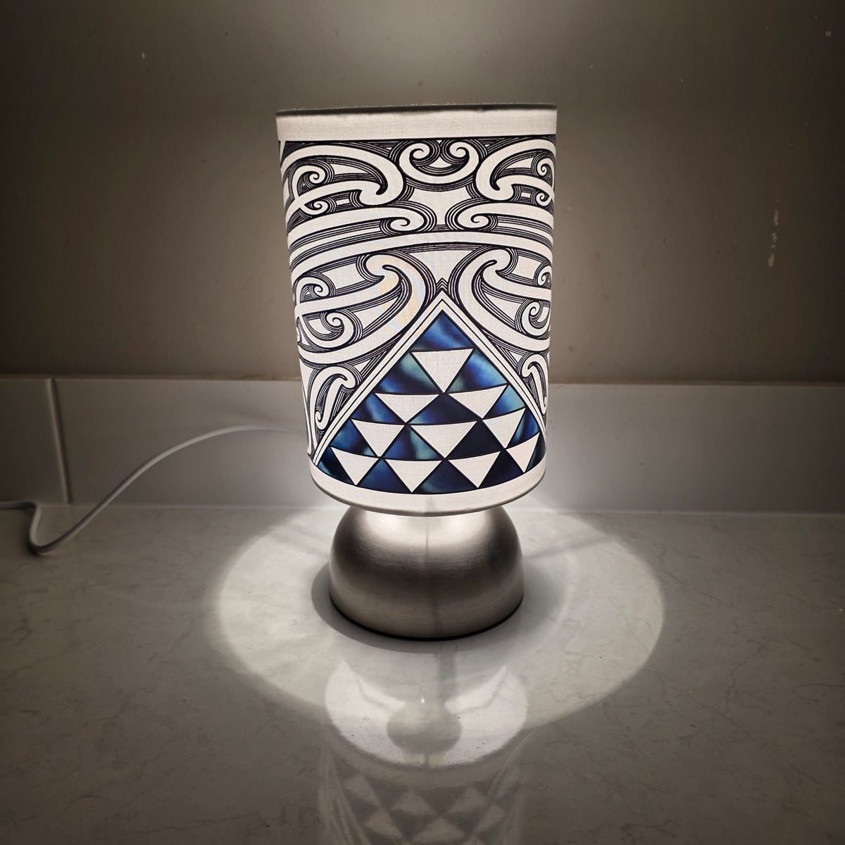 Maori design touch lamp - Single (1 Lamp)