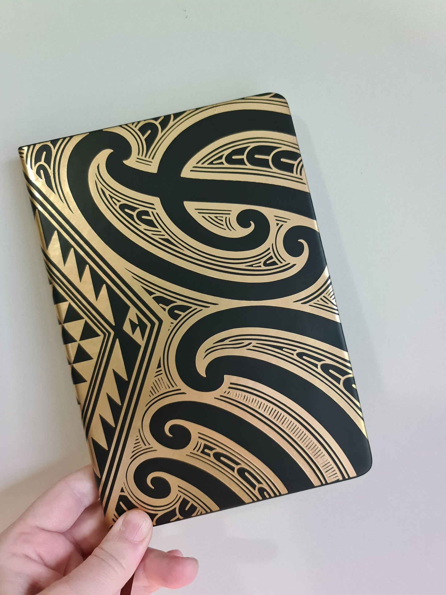 A5 Maori design notebook Gold/Black