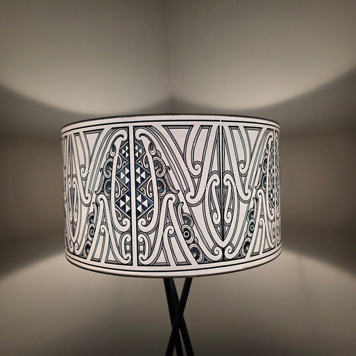Maori Design phoenix Floor Lamp -  ♥️ - pre-order
