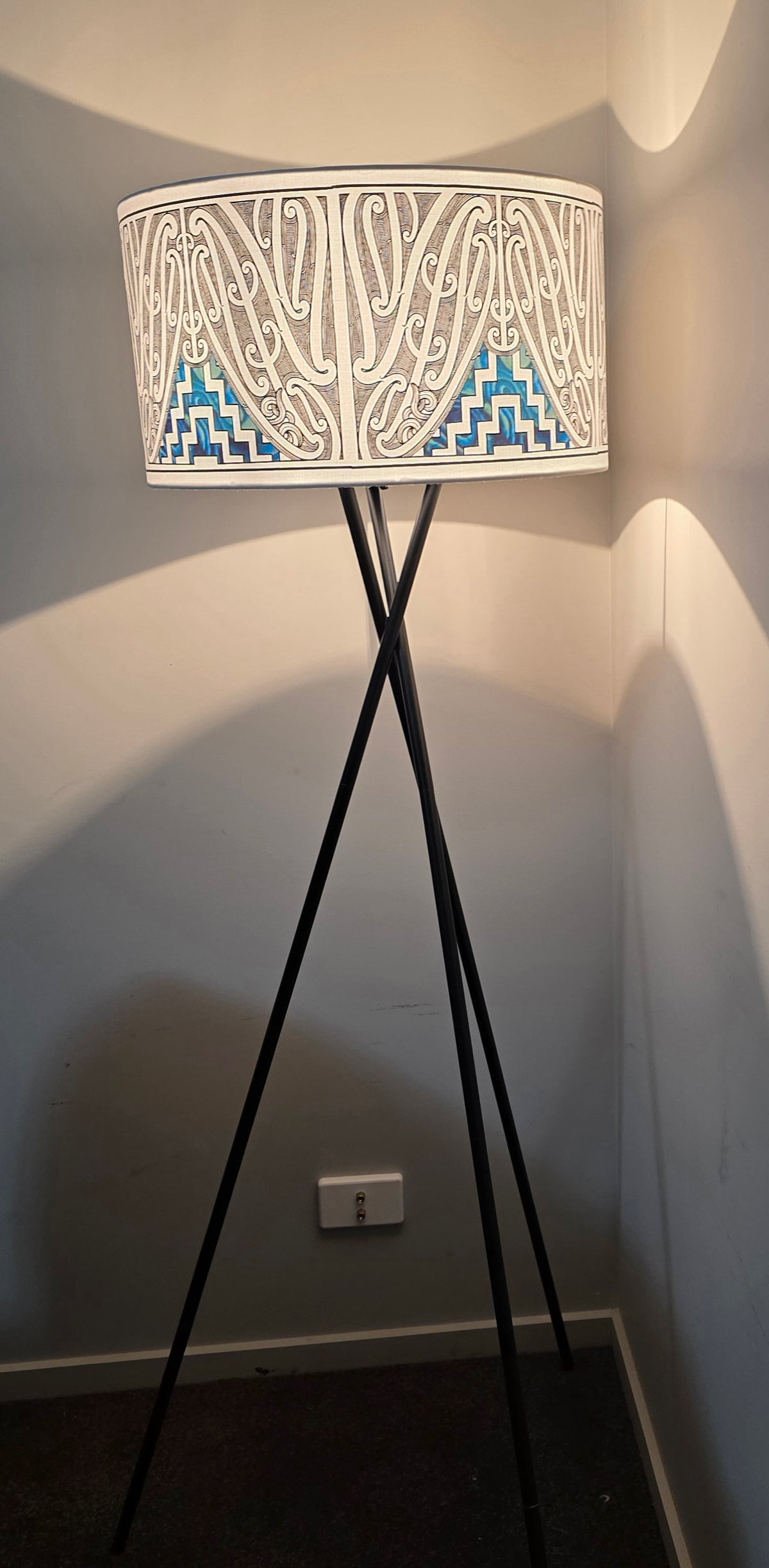 Maori Design phoenix Floor Lamp - black  paua design ♥️ - pre-order