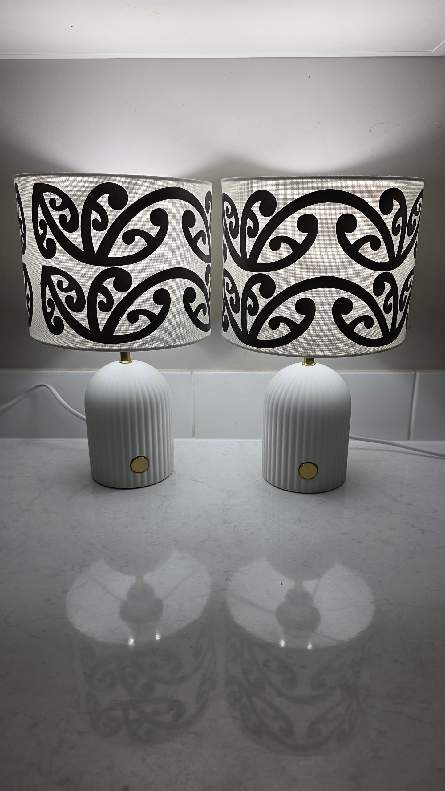 Maori design touch lamp - set 2 lamps