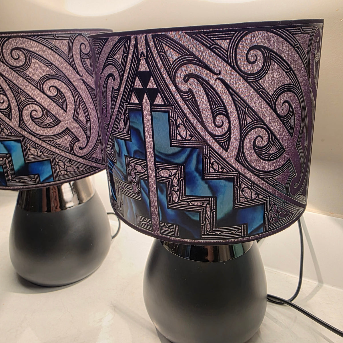 Maori design Black touch lamp - set 2 lamps
