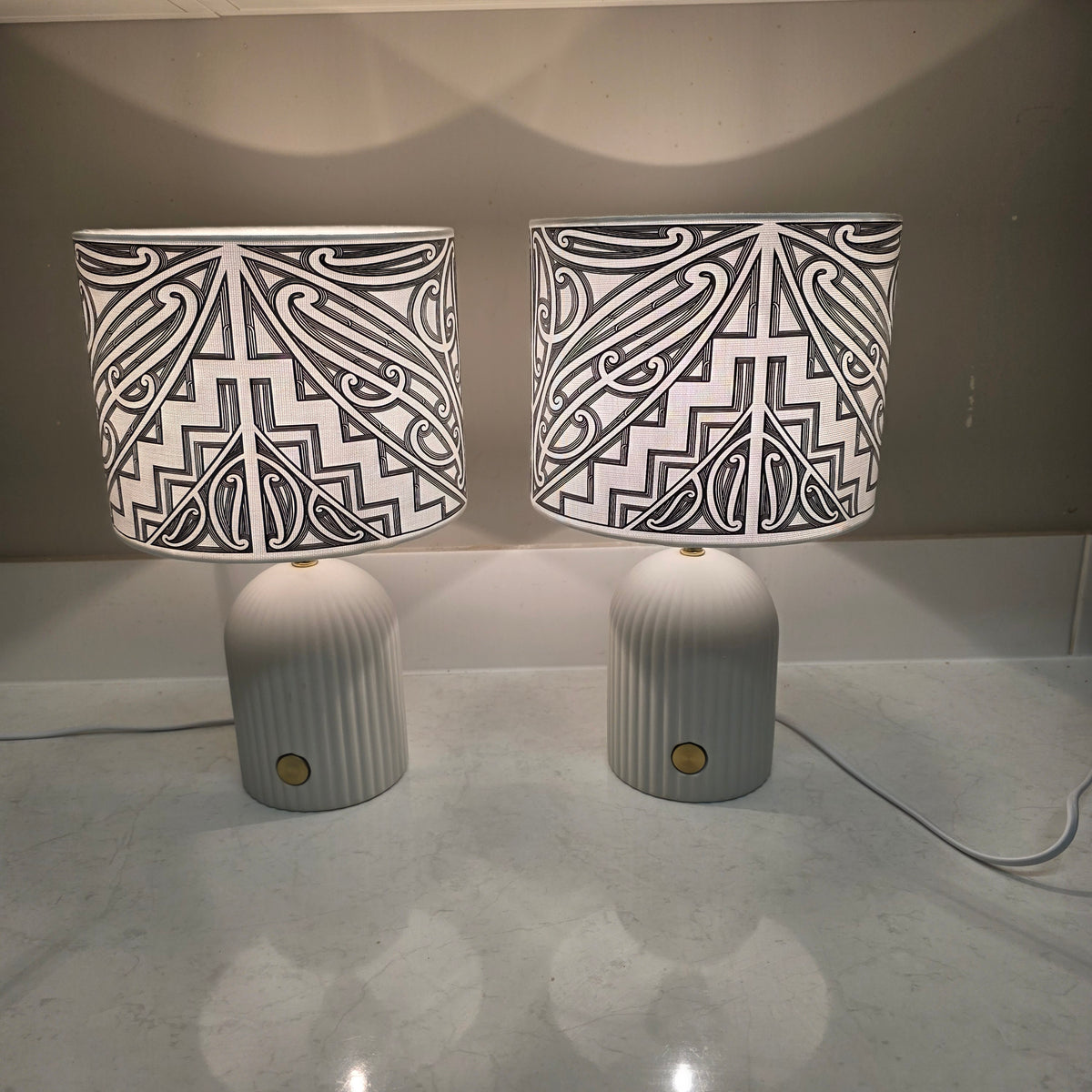 Maori design touch lamp - set 2 lamps - black design