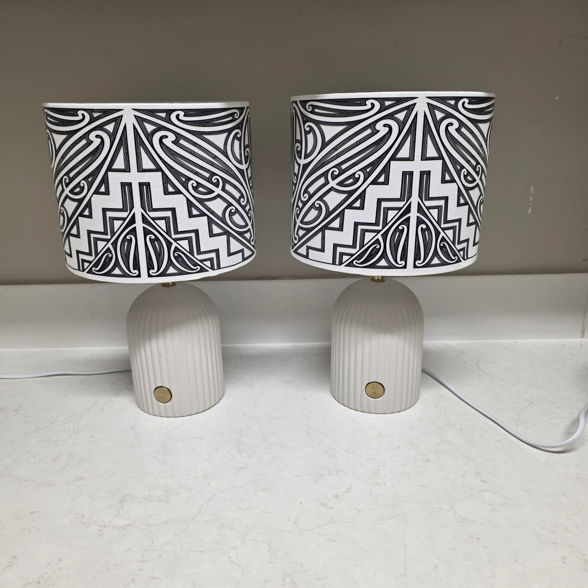 Maori design touch lamp - set 2 lamps - black design