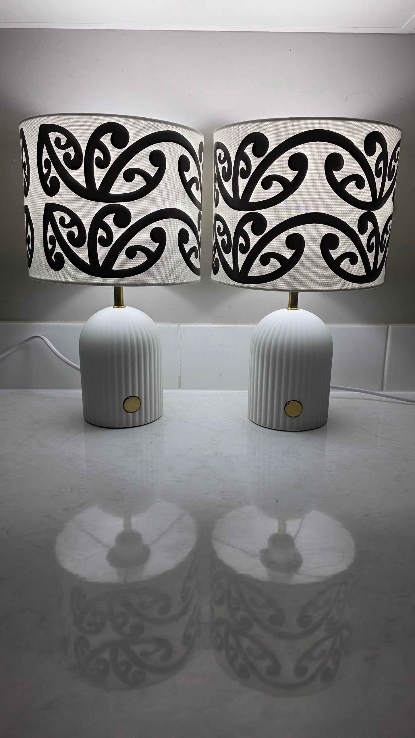 Maori design touch lamp - set 2 lamps