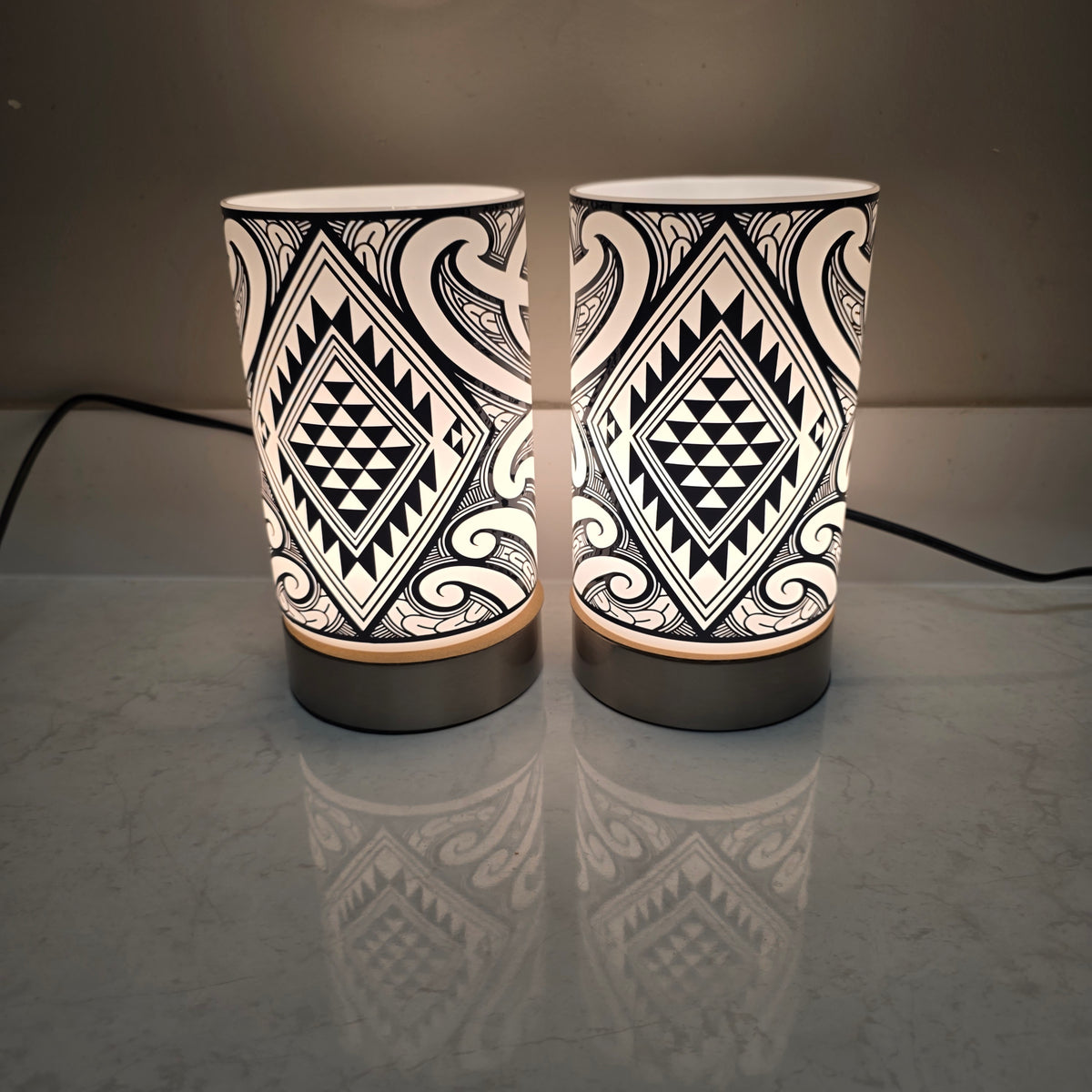 Maori design touch lamp - set 2 lamps (pre-order)