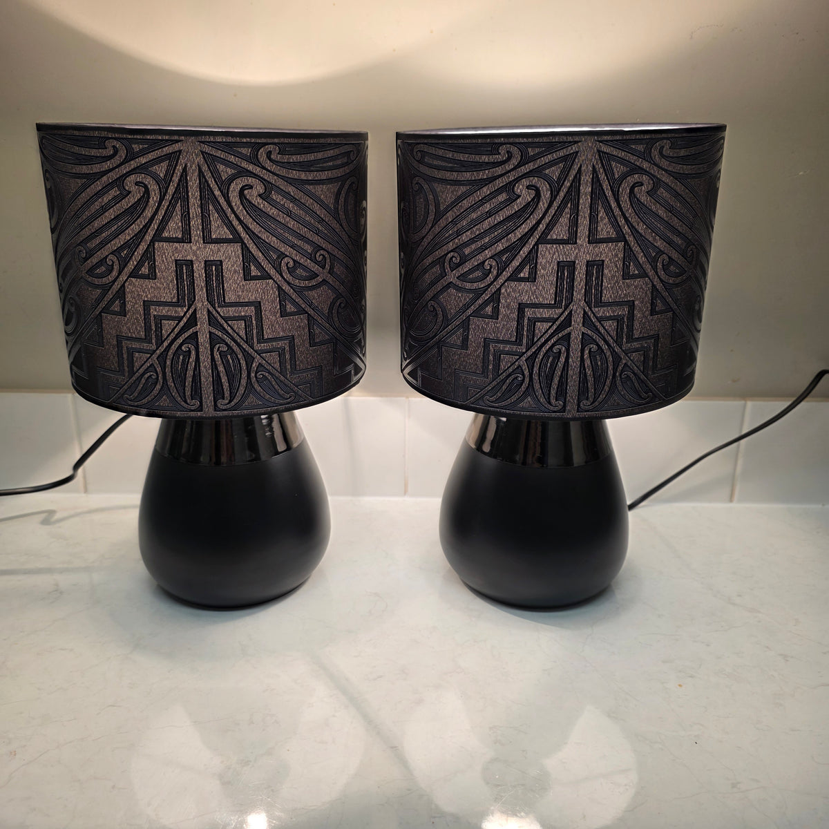 Maori design Black touch lamp - set 2 lamps
