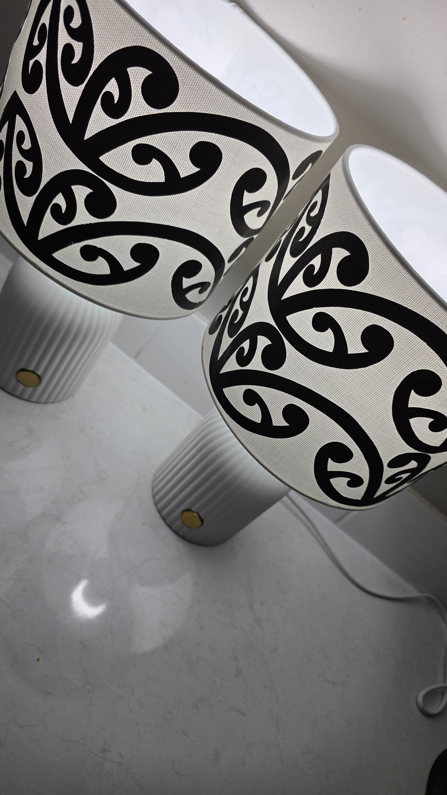 Maori design touch lamp - set 2 lamps