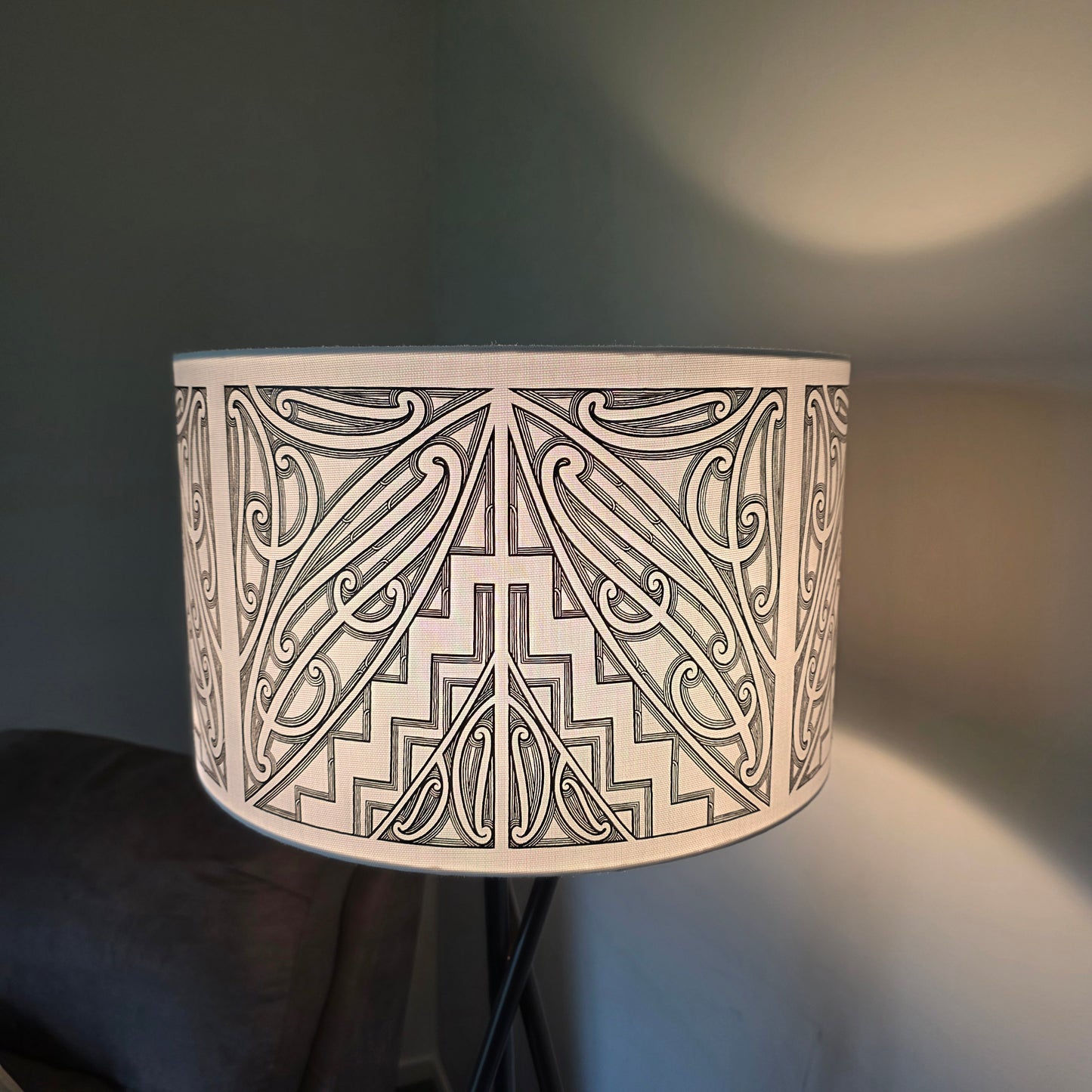Maori Design phoenix Floor Lamp - black ♥️ - pre-order