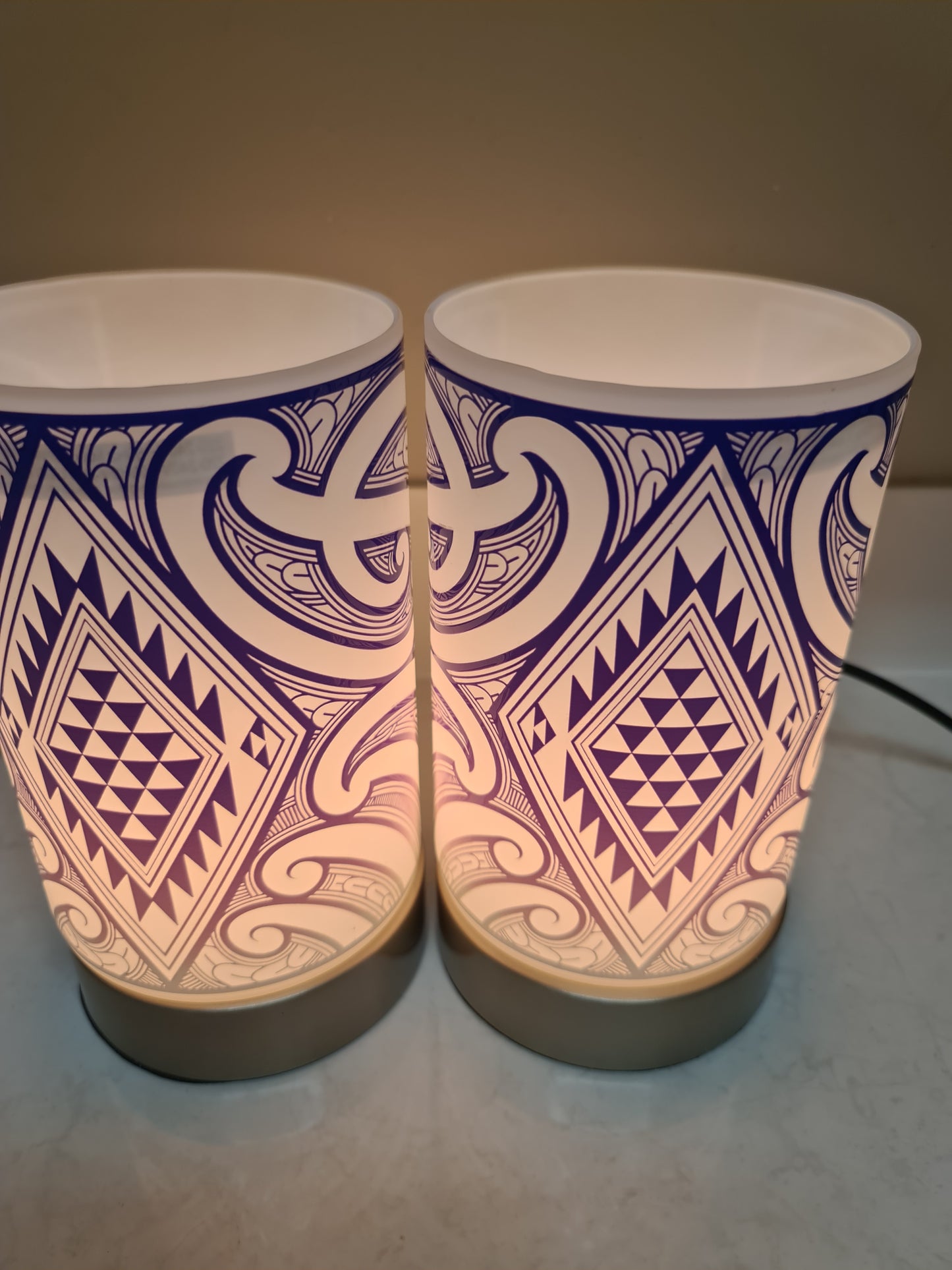 Maori design touch lamp - set 2 lamps Purple (pre-order)