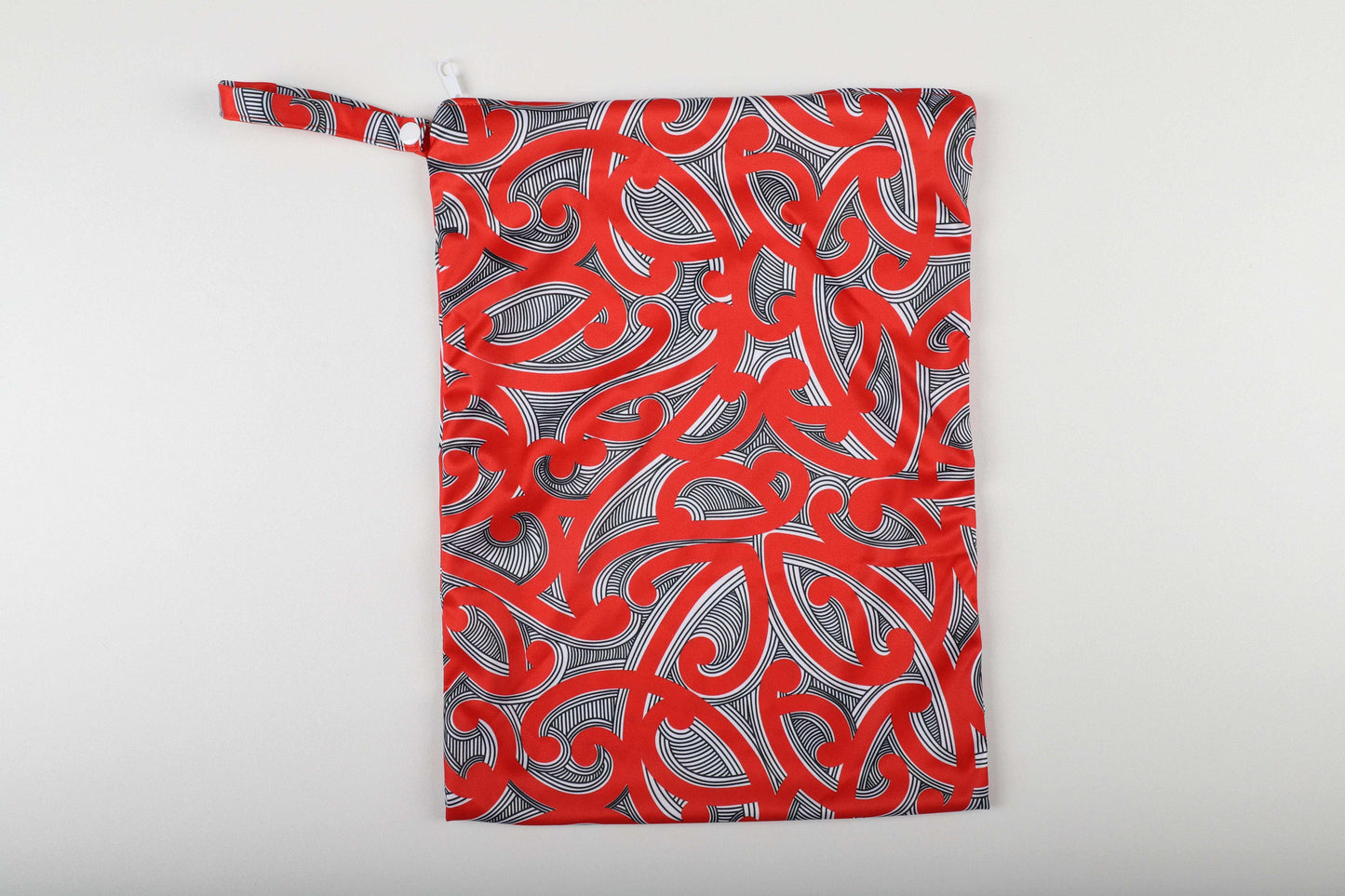 Maori design wetbag 30cmx40cm - Red/black