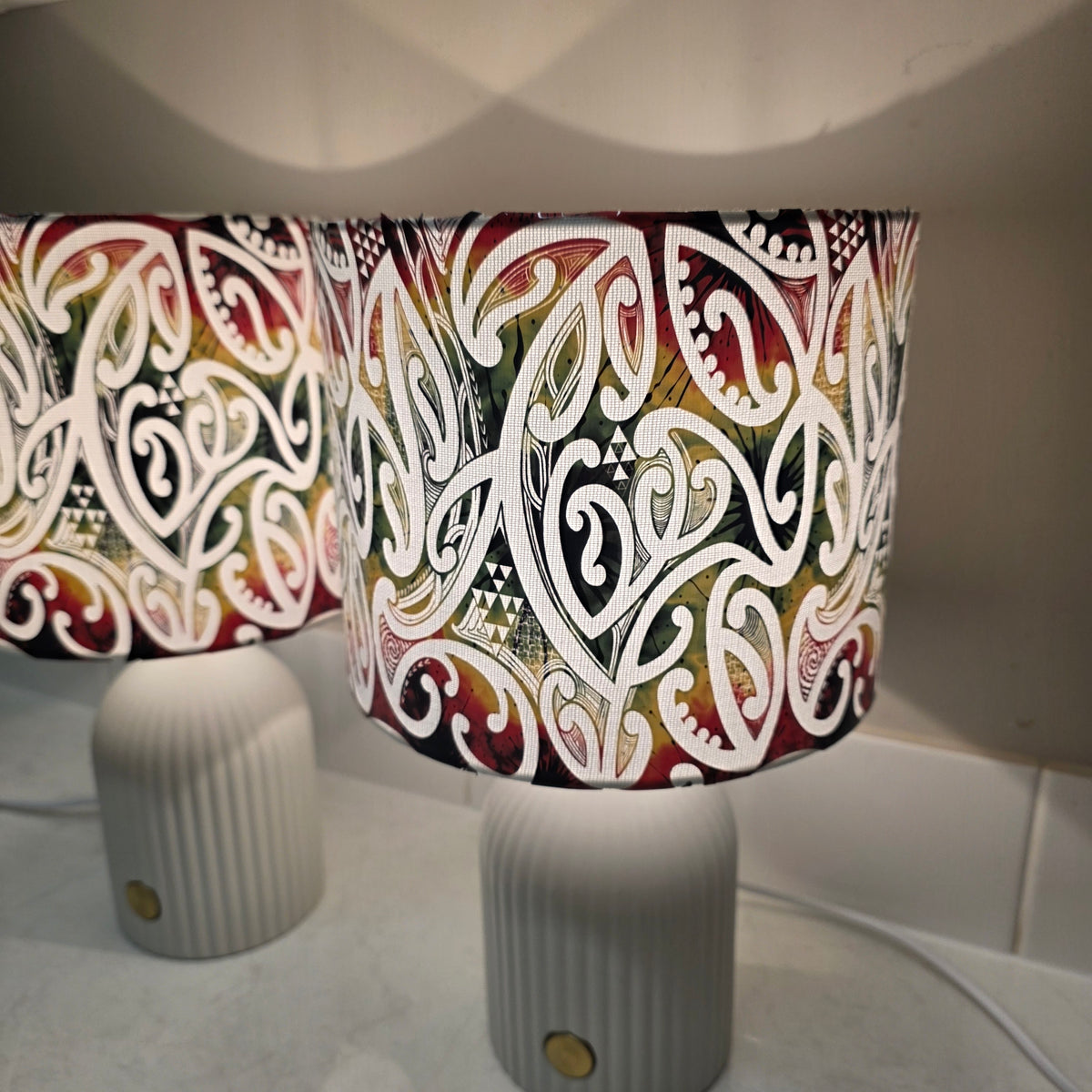 Maori design touch lamp - set 2 lamps rasta colour's