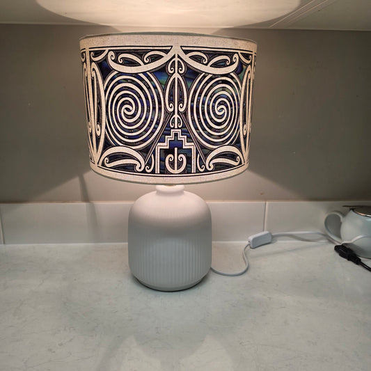 Maori design "Beth" table lamp
