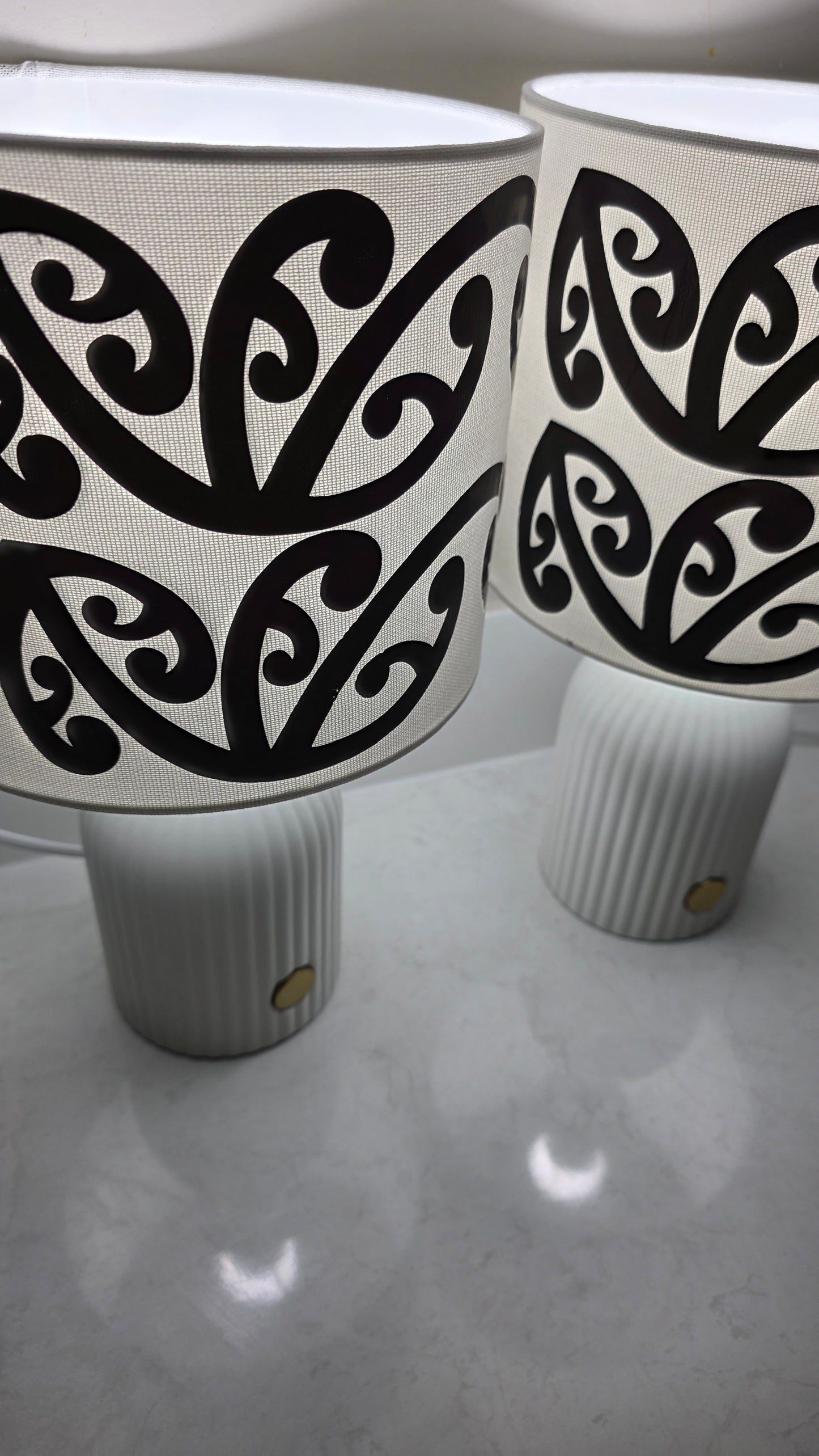 Maori design touch lamp - set 2 lamps