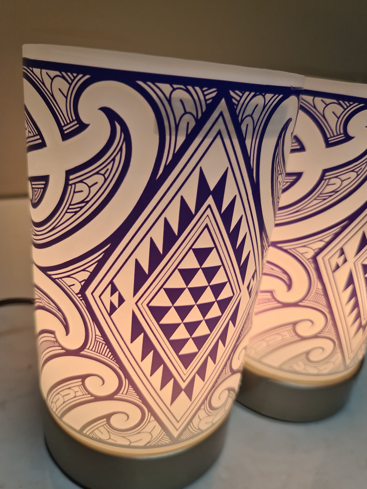 Maori design touch lamp - set 2 lamps Purple (pre-order)