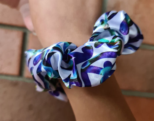 Maori design scrunchie - Paua Koru 1 x pack