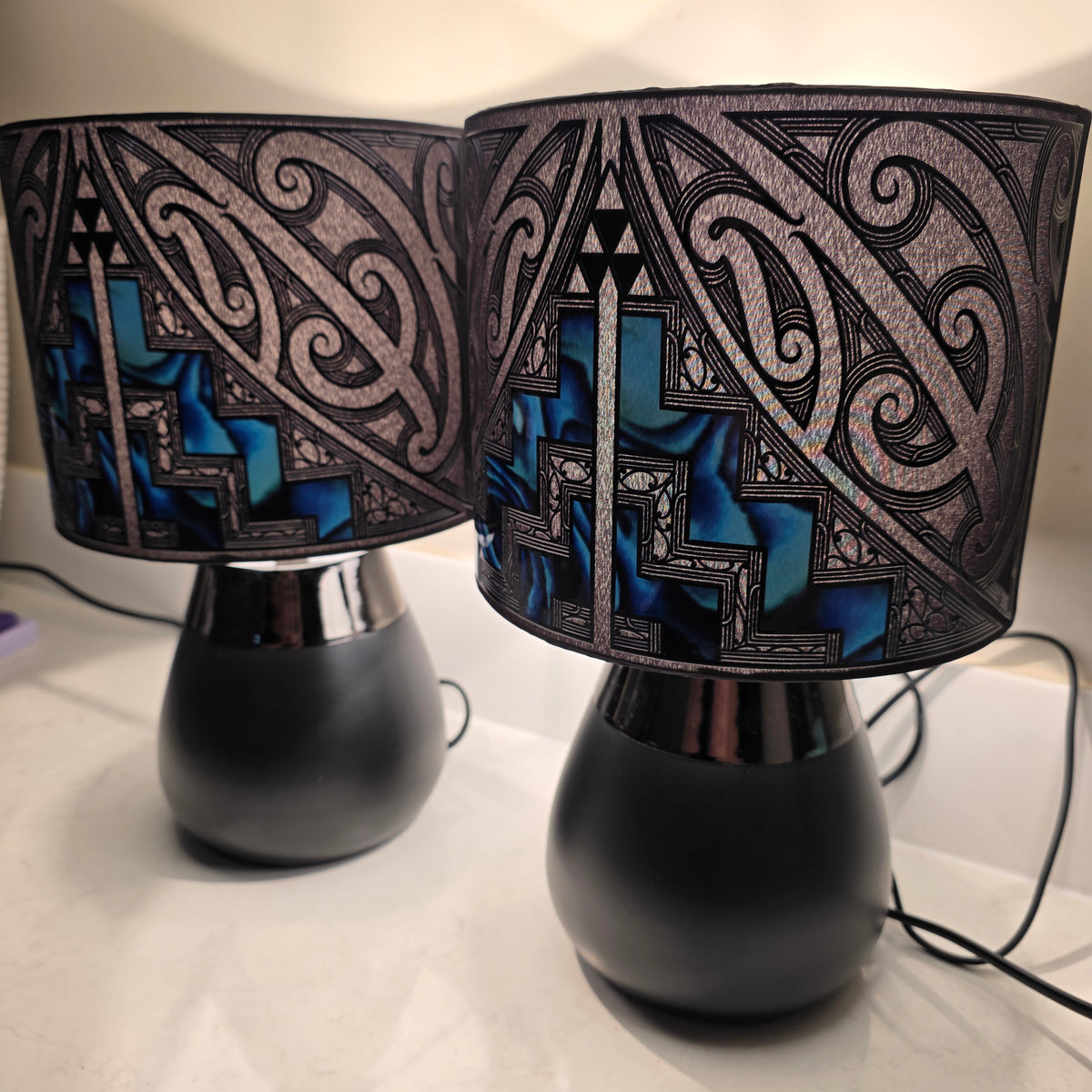 Maori design Black touch lamp - set 2 lamps