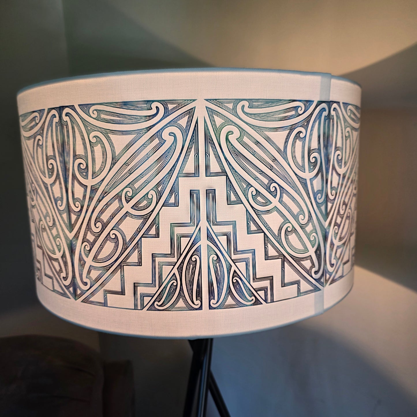 Maori Design phoenix Floor Lamp - paua design ♥️ - pre-order