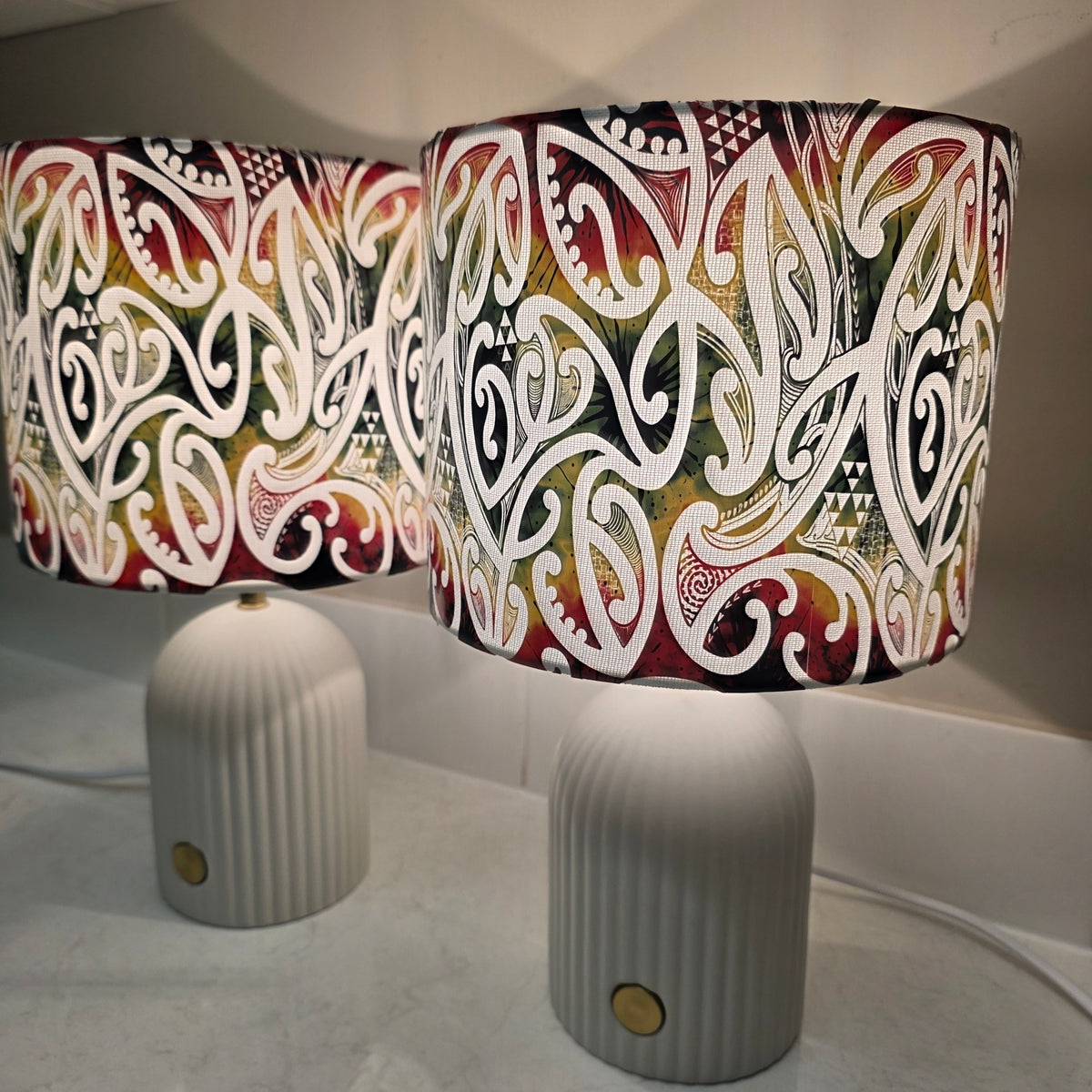Maori design touch lamp - set 2 lamps rasta colour's
