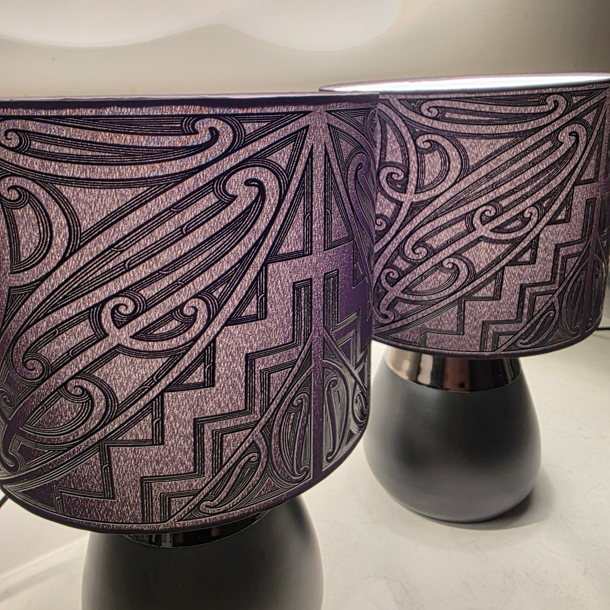 Maori design Black touch lamp - set 2 lamps
