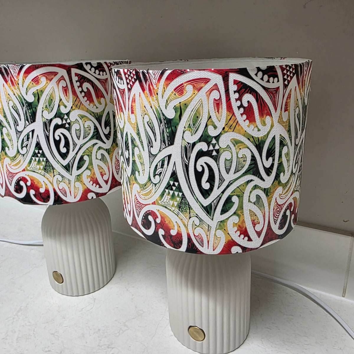 Maori design touch lamp - set 2 lamps rasta colour's