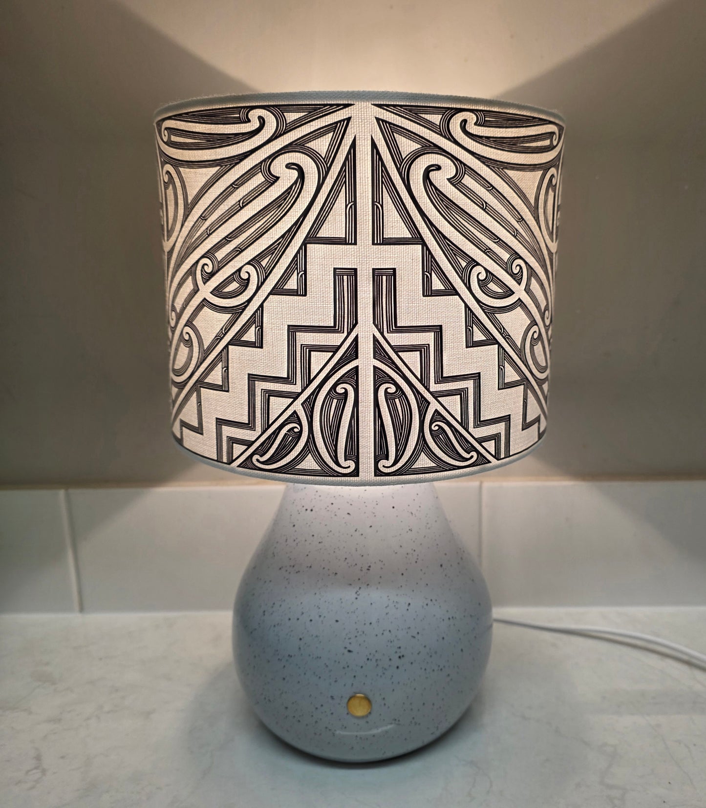 Maori design touch lamp - Single (1 Lamp)
