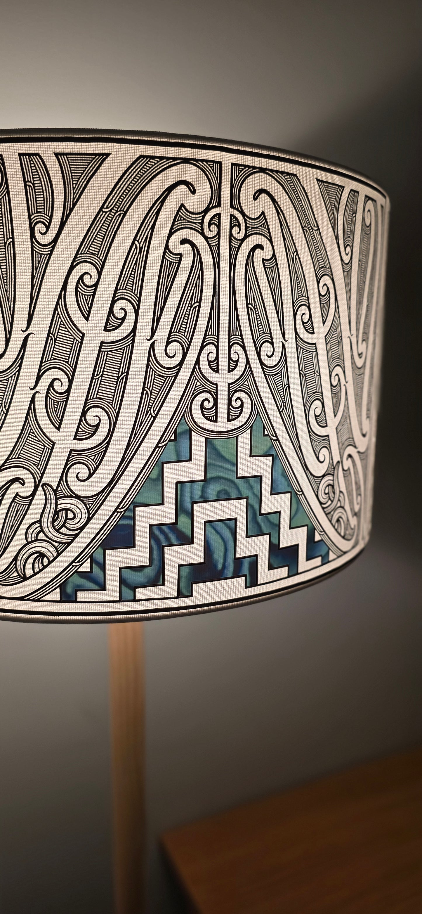 Maori Design Floor Lamp - black paua design ♥️ - pre-order