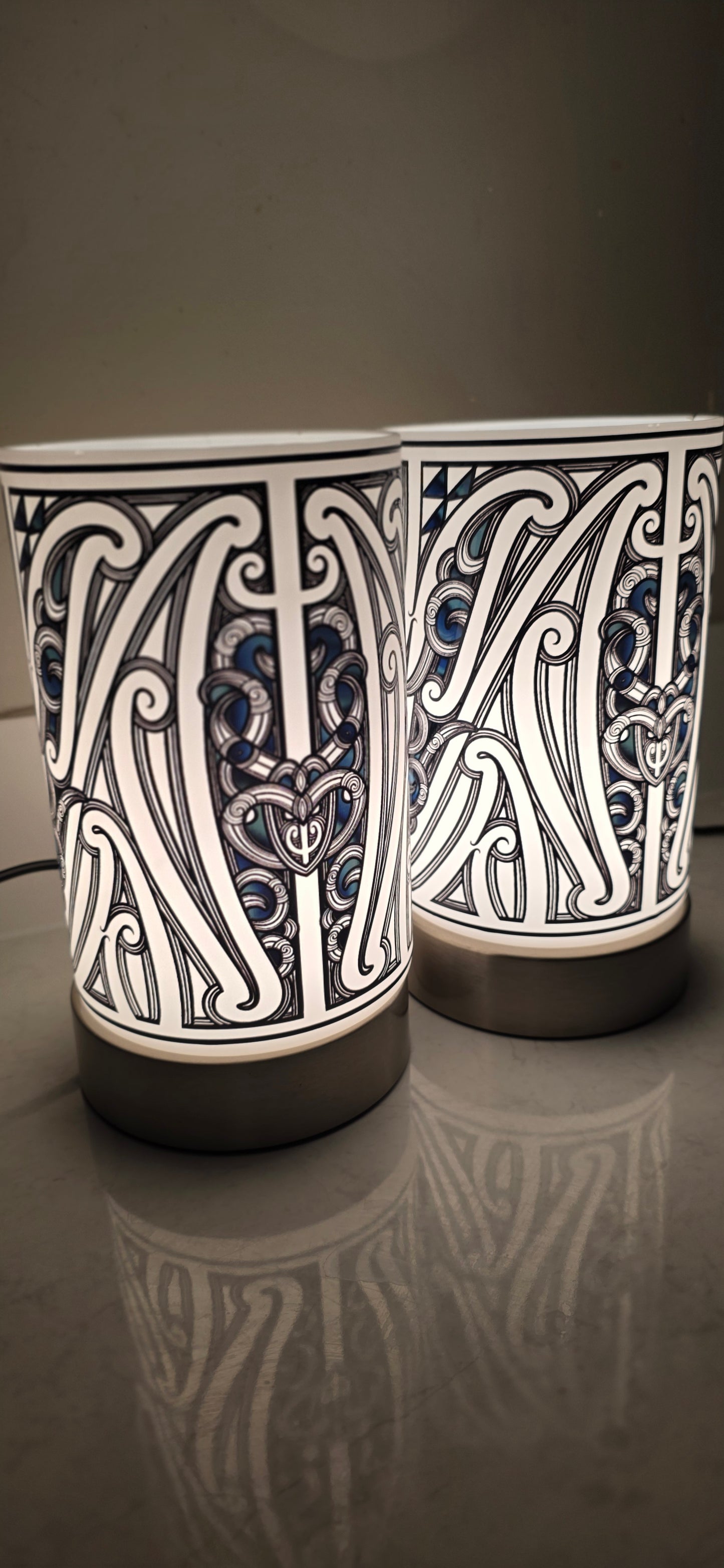 Maori design touch lamp - set 2 lamps (pre-order)