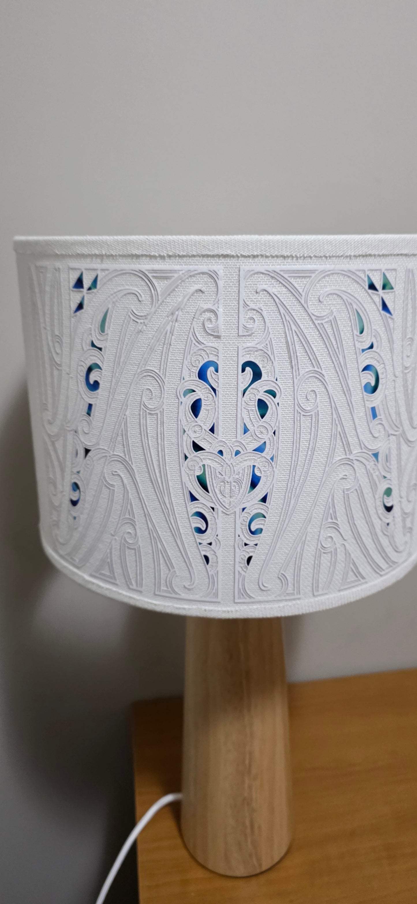 Maori Design table lamp - white/Paua wooden base  (single)