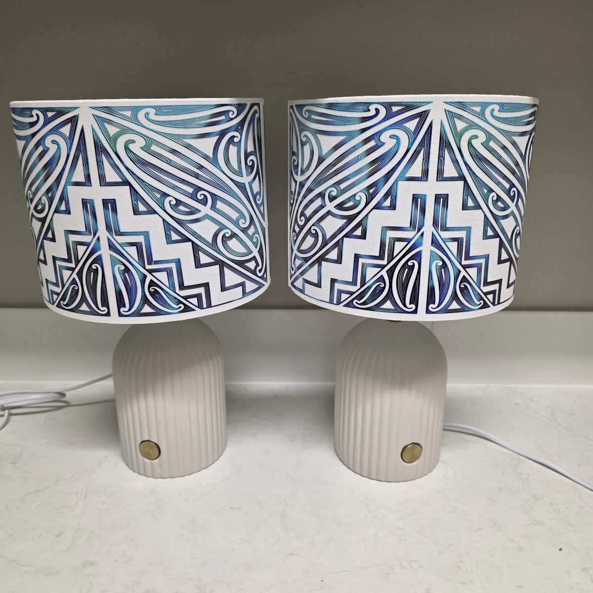 Maori design touch lamp - set 2 lamps paua