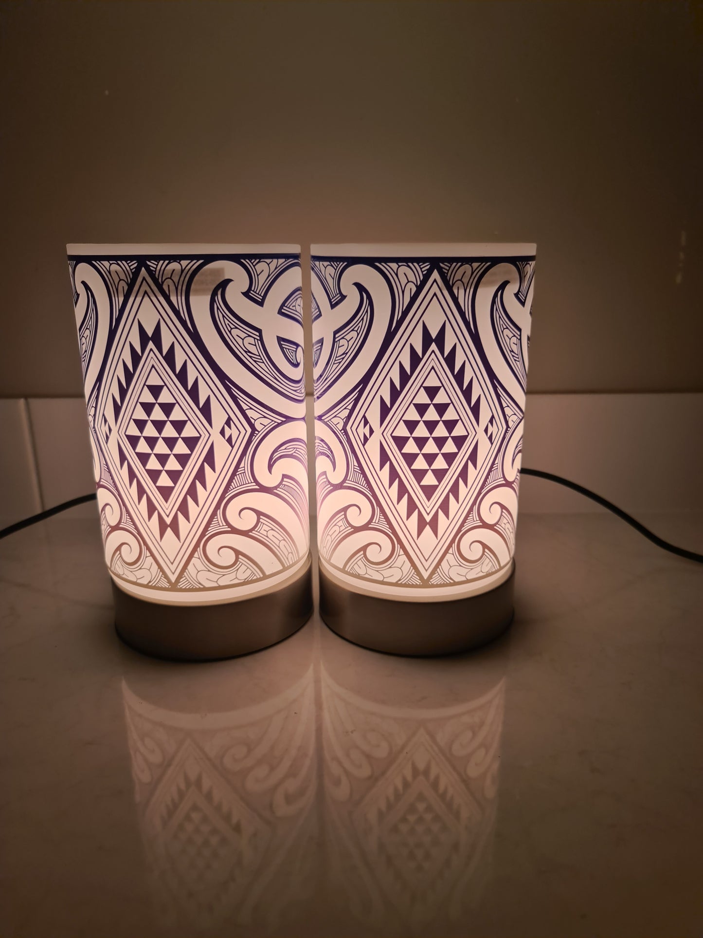 Maori design touch lamp - set 2 lamps Purple (pre-order)