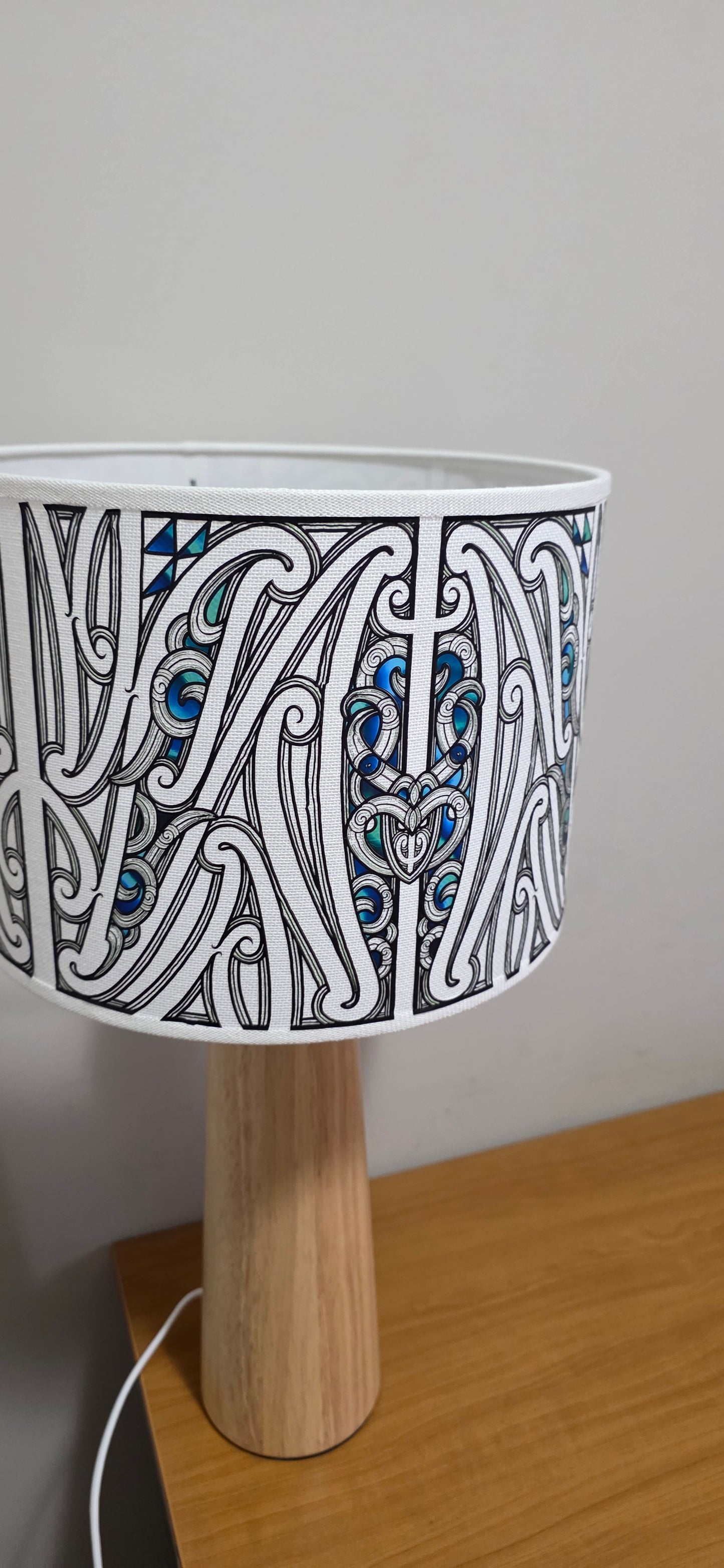 Maori Design table lamp - Black/Paua wooden base  (single)