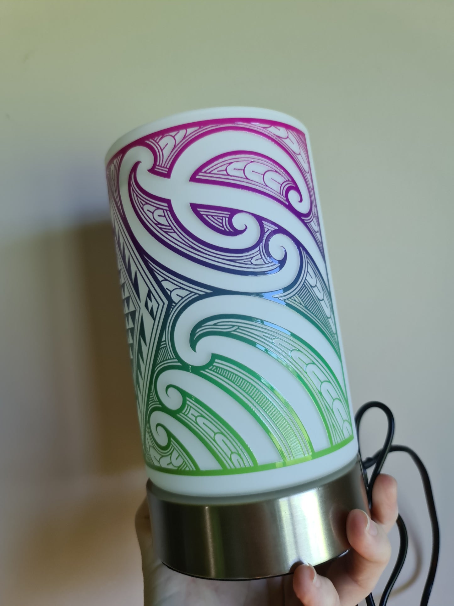 Maori design touch lamp - Multicolored