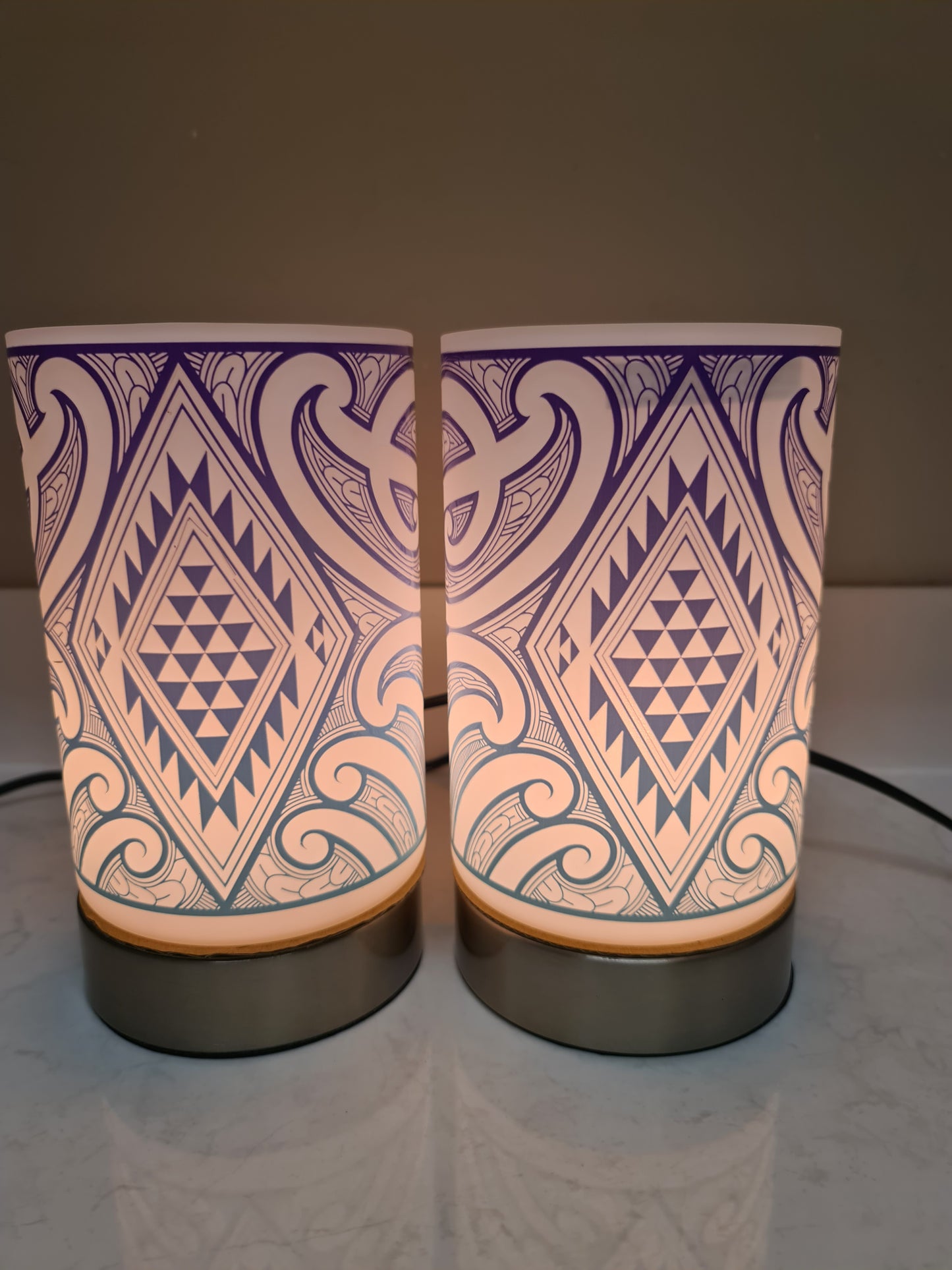 Maori design touch lamp - set 2 lamps Purple/blue (pre-order)