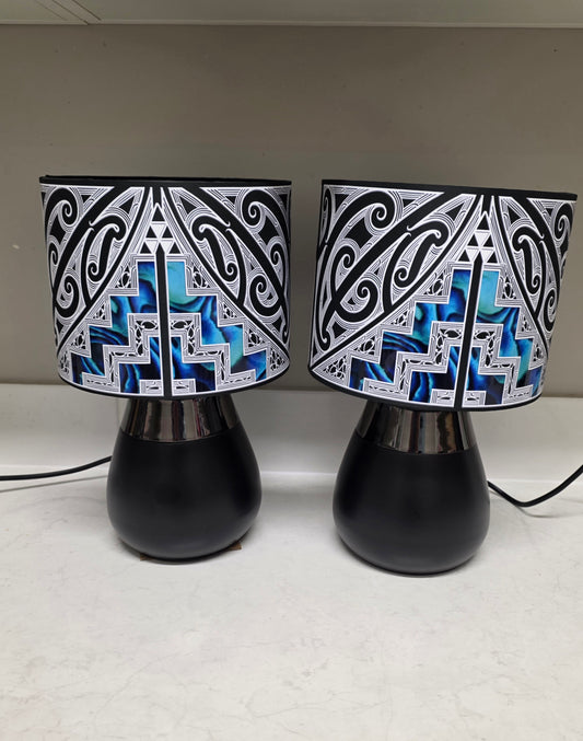 Maori design Black touch lamp - set 2 lamps white design