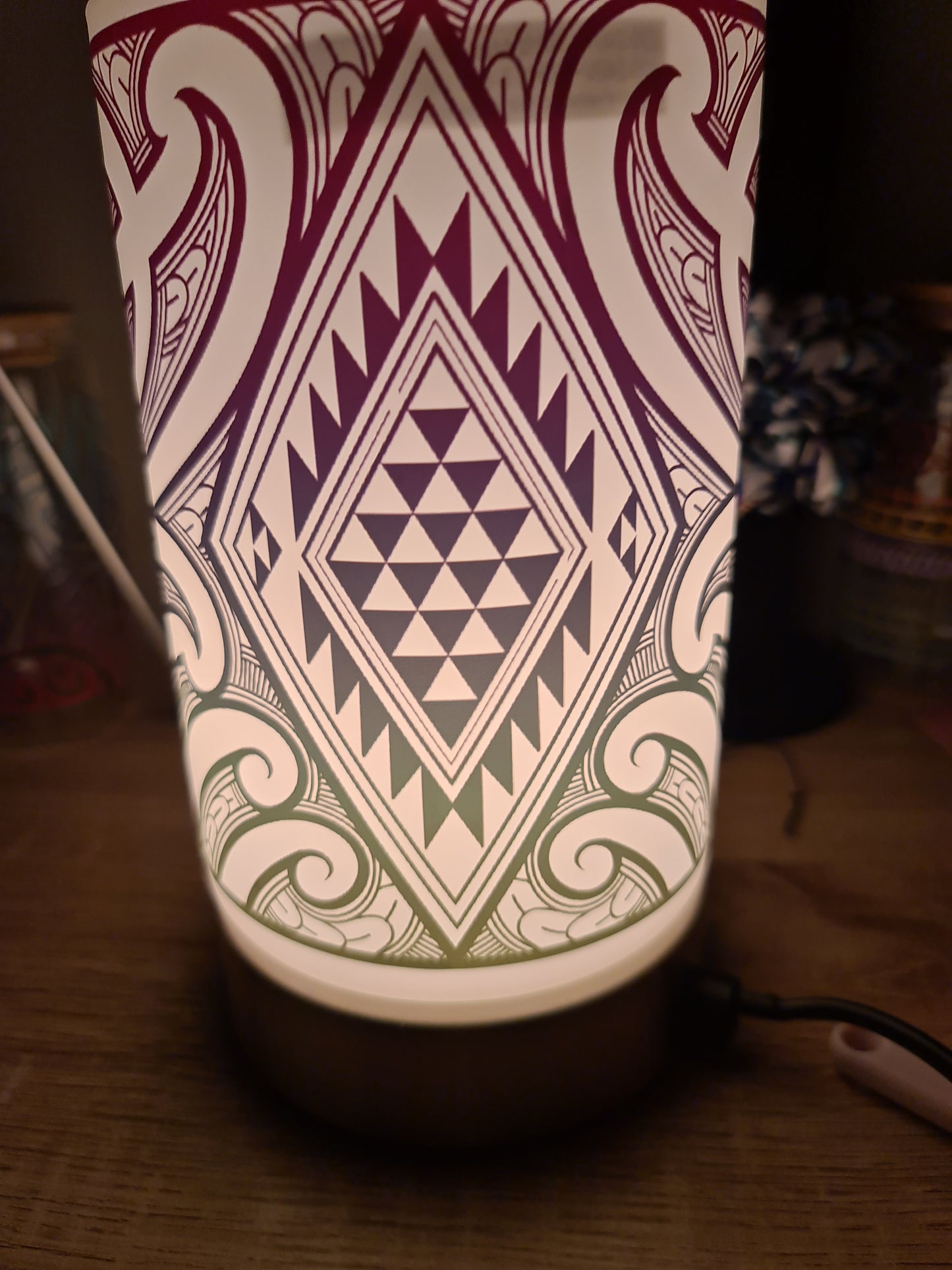 Maori design touch lamp - Multicolored