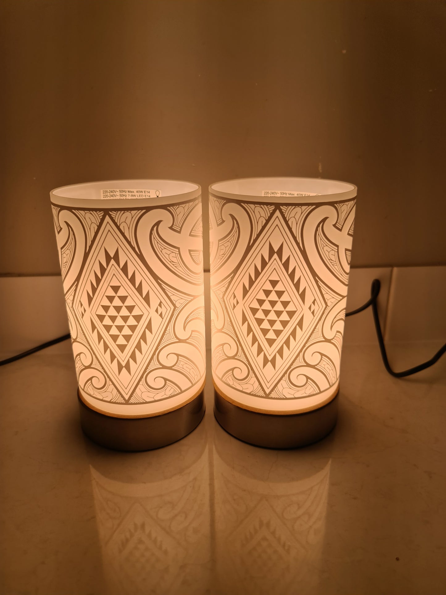 Maori design touch lamp - set 2 lamps White (pre-order)